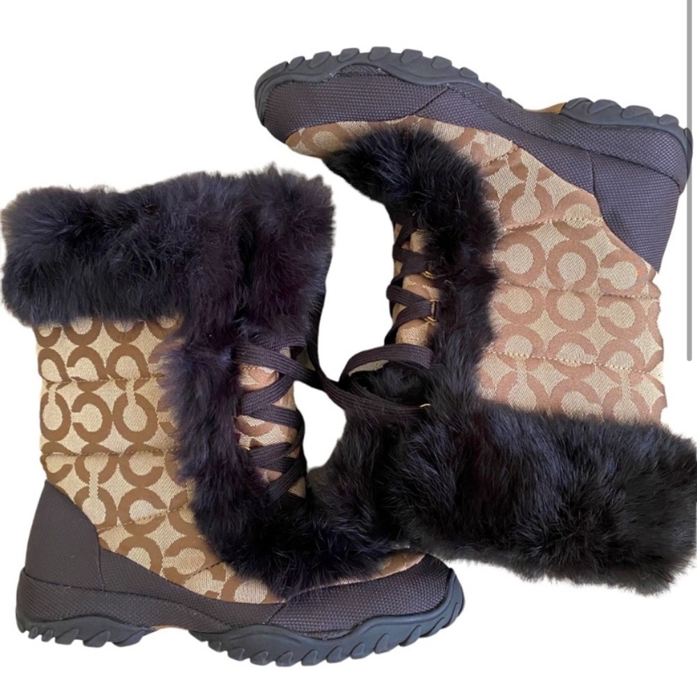 Coach Fur lined snow winter boots size 7 LIKE NEW! ❄️